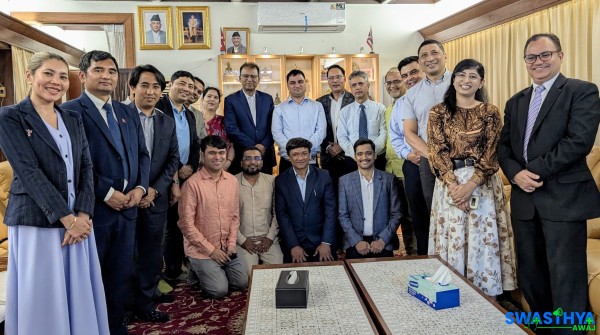 थाइल्याण्डमा रहेका नेपाली स्वास्थ्यकर्मीसँग मन्त्री पौडेलद्वारा महत्वपूर्ण सुझाव सङ्कलन