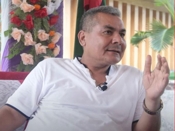 मेडिकल व्यवसायी दुर्गा प्रसाईका बडिगार्डबारे तीन दिनभित्र जवाफ दिन आदेश