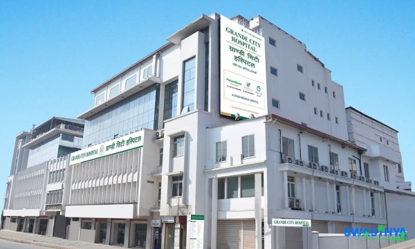 ग्राण्डी अस्पताल र चिकित्सकलाई लापरवाहीको मुद्दामा ५७ लाख क्षतिपूर्ति तिर्न उपभोक्ता अदालतकाे आदेश